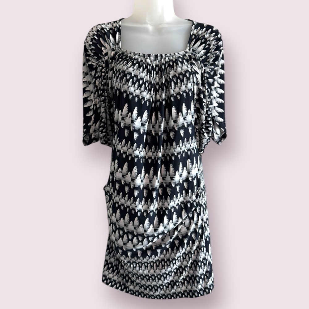NWOT BCBGeneration Black White Stretch Bodycon Mini Dress XS